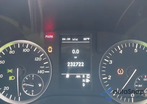 2018 Mercedes-Benz Metris z USA, uszkodzony, nr VIN WD4PG2EE0J3342824